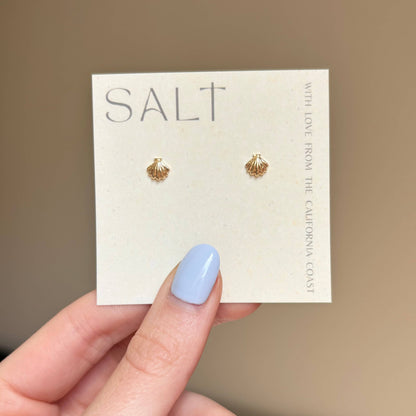 SEASHELL STUDS | 18K gold | dainty shell stud earrings