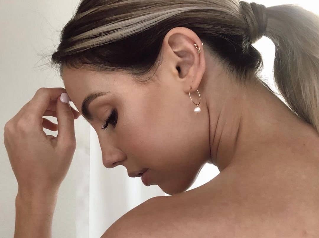 Noa Pearl Hoops