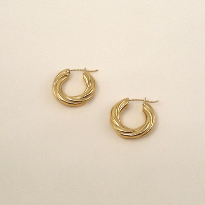Juliette Hoops