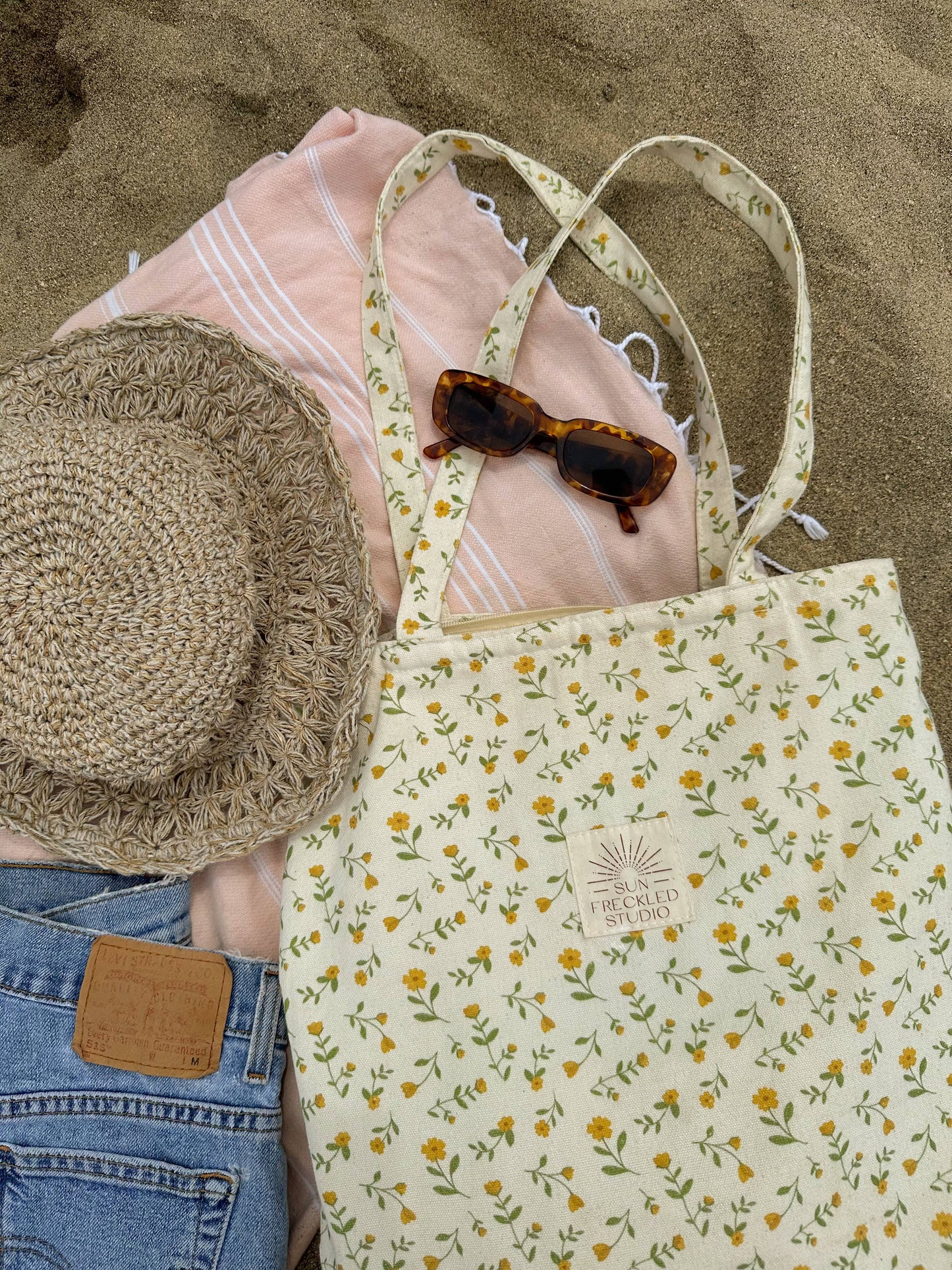 Buttercup Tote Bag: Wide