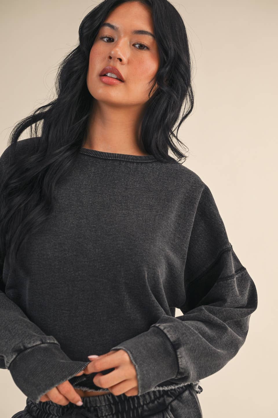 Denim Wash Cutout Back Layering Fleece-Lined Sweatshirt: Charcoal Denim / S