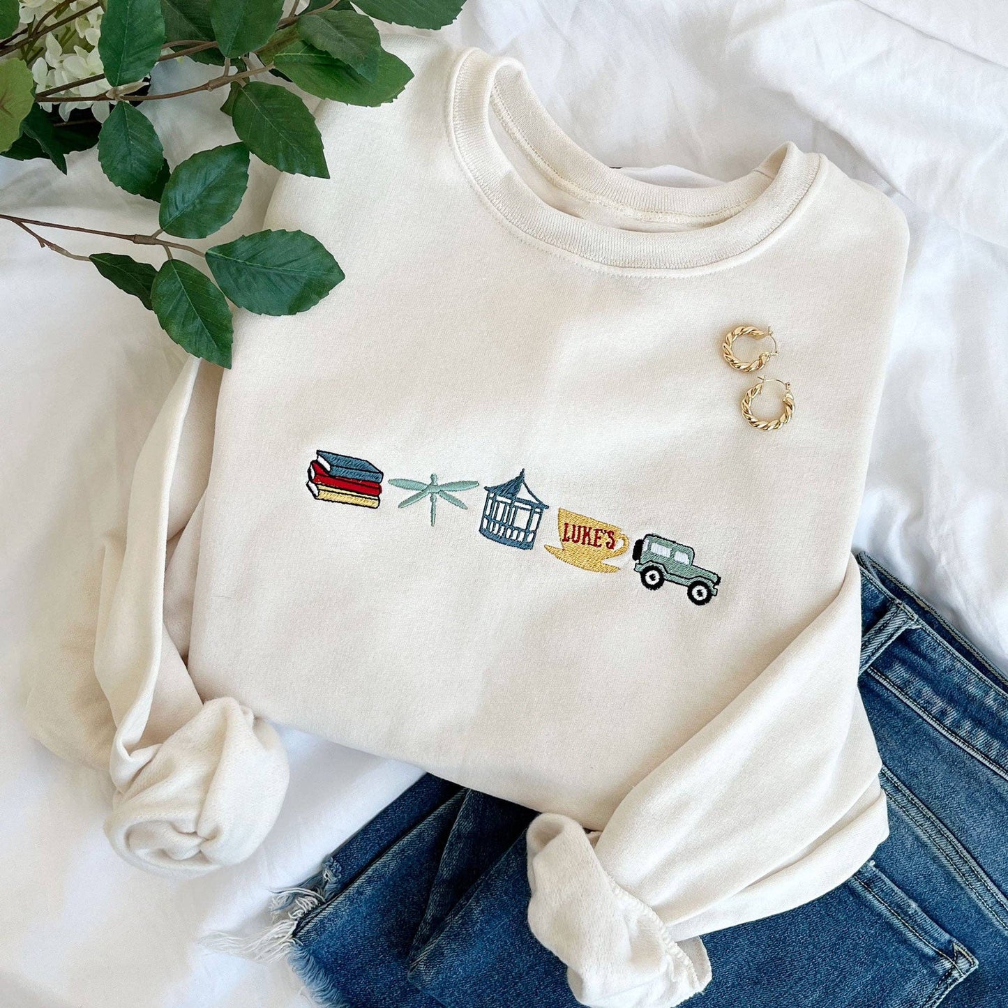 Gilmore Girls Icons Embroidered Gemma Crewneck Sweatshirt: 2X / Sweet Cream