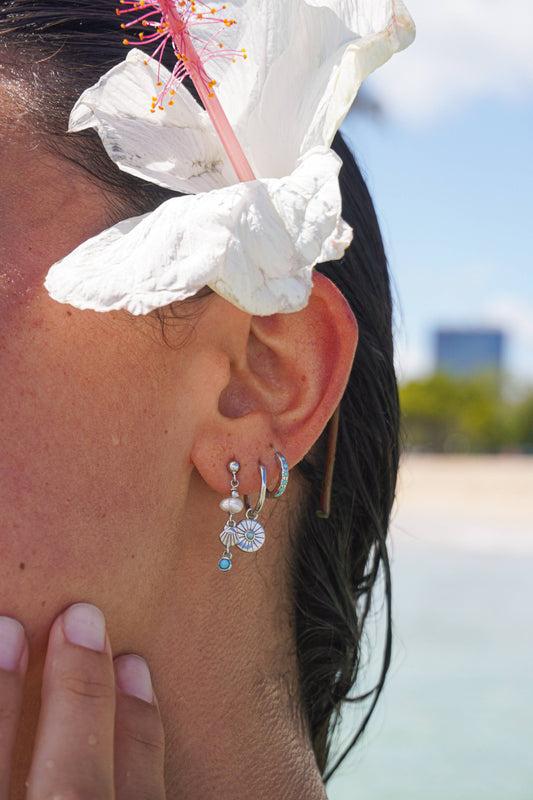 Cielo Azul Hoops