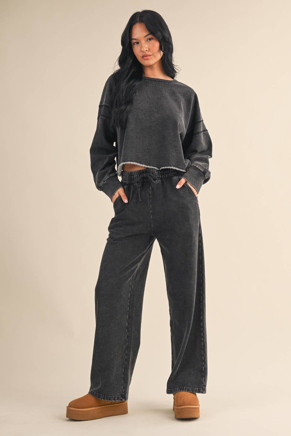 Denim Wash Cutout Back Layering Fleece-Lined Sweatshirt: Charcoal Denim / L