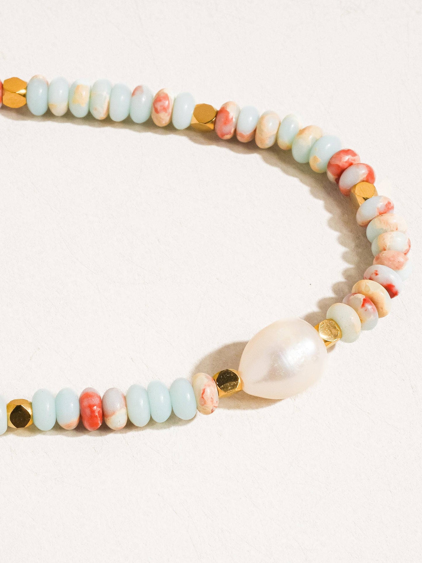 Sundaze Pearl Necklace