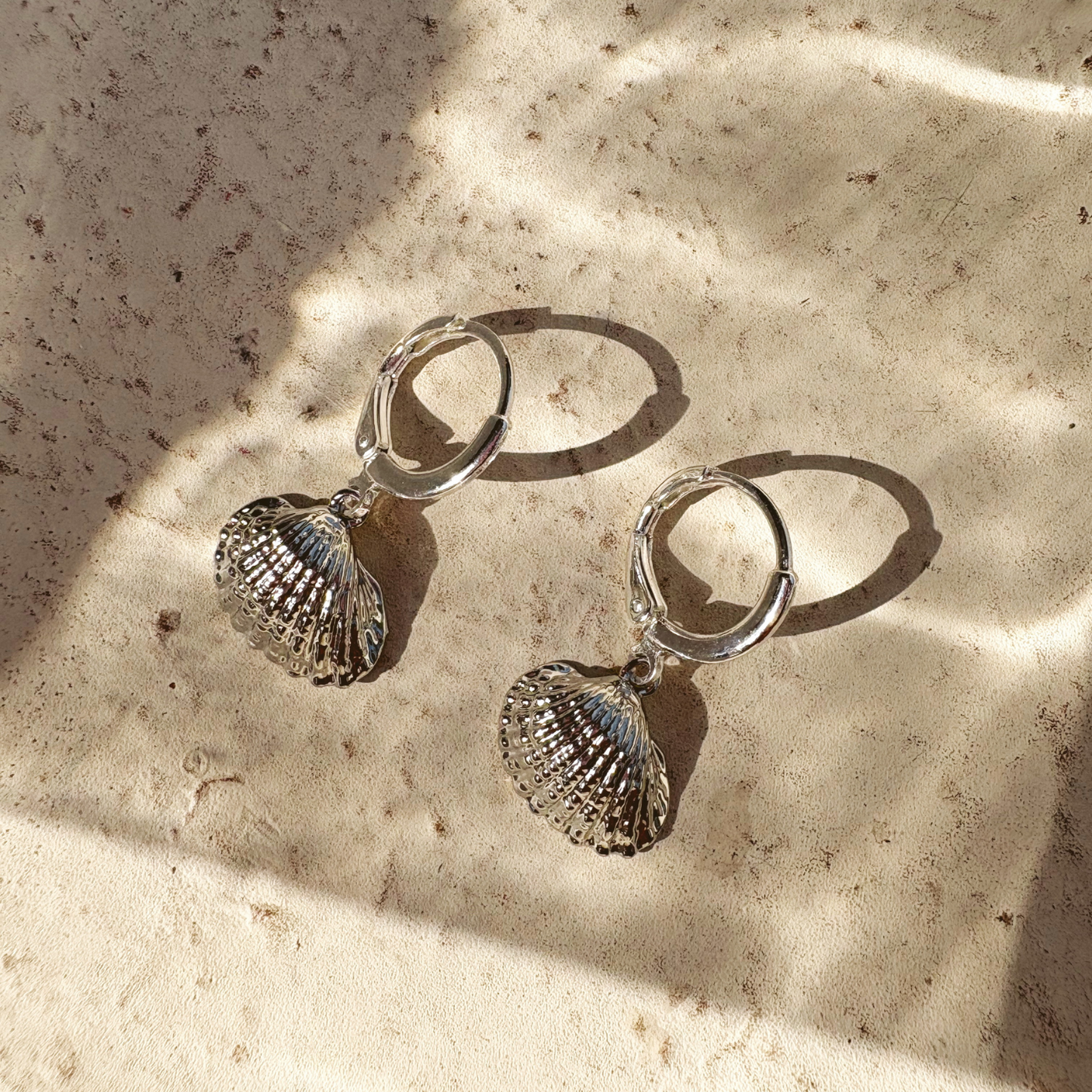 Lagoon Shell Hoops