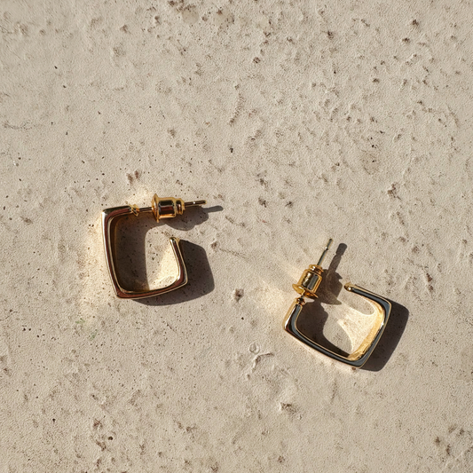 Quinn Gold Hoops