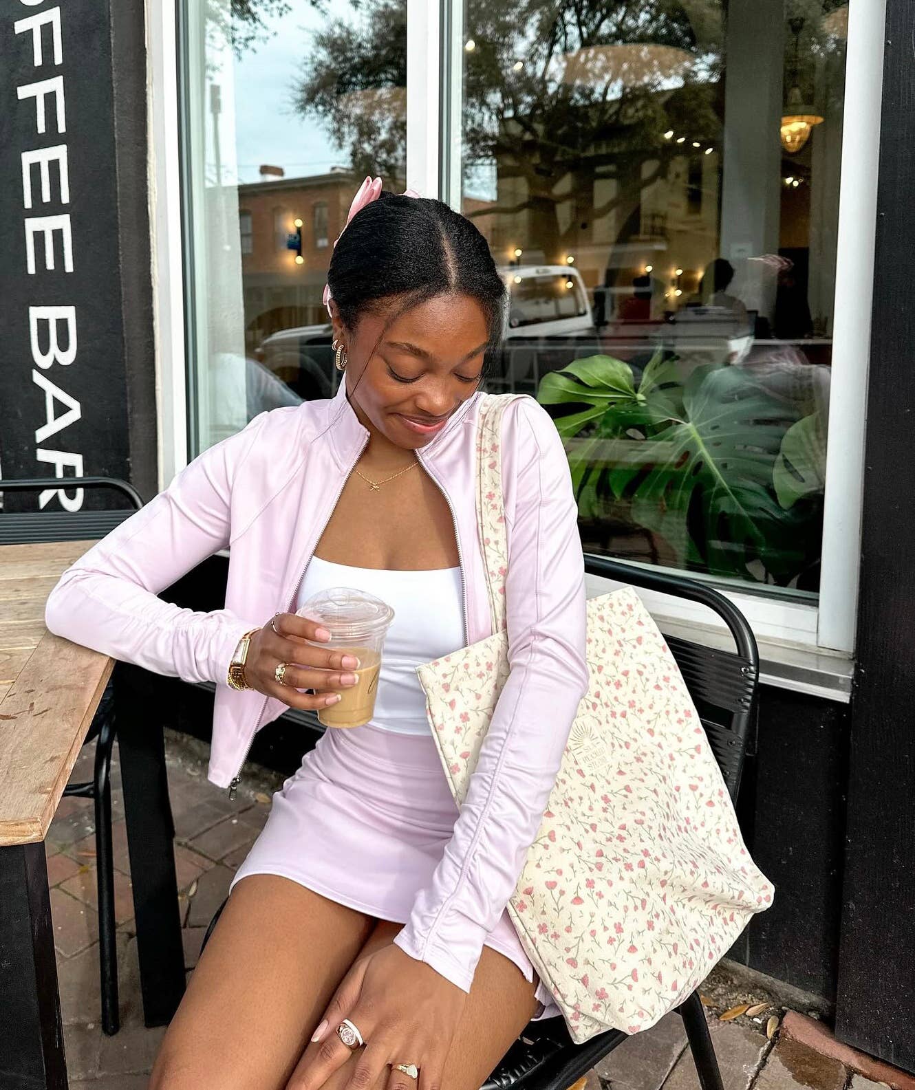 In Bloom Tote Bag: Regular