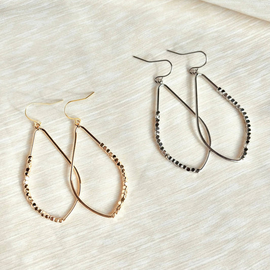 Horizon glow earrings